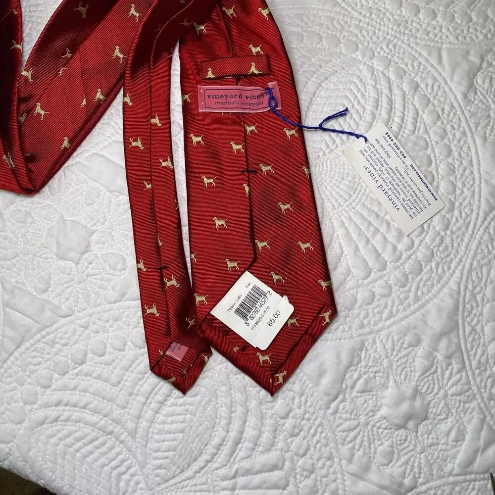 Vineyard Vines Red Silk Neck Tie Yellow Labs NWT Preppy Party Made in USA 58